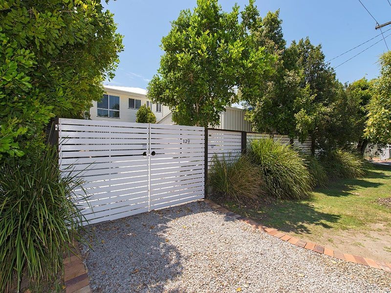 129 Biggs Avenue, Beachmere QLD 4510