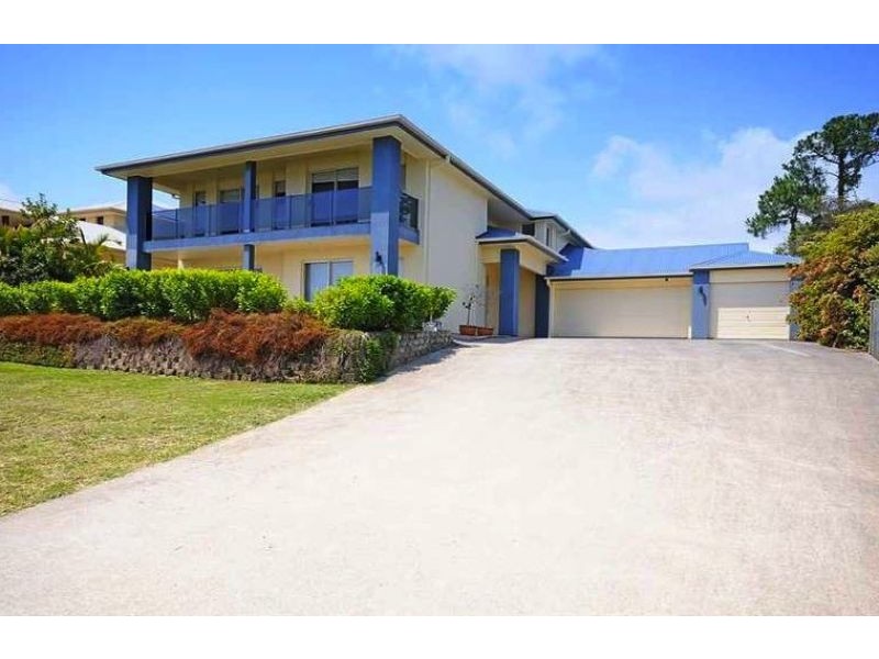 16 Slipstream Road, Coomera Waters QLD 4209