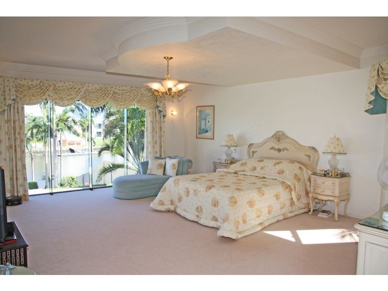 1157 Rosebank Way West, Hope Island QLD 4212