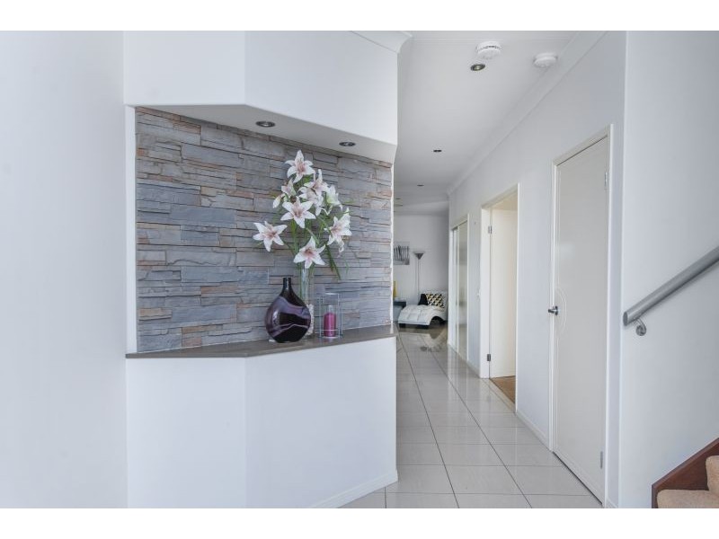 19 Ontario Court, Oxenford QLD 4210