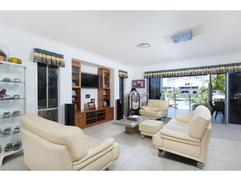 9 North bank, Helensvale QLD 4212