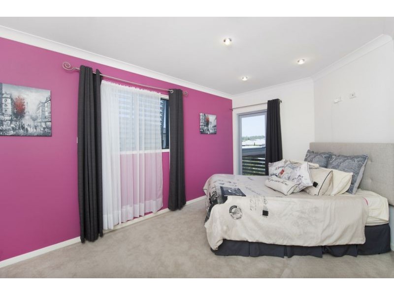 9 North bank, Helensvale QLD 4212