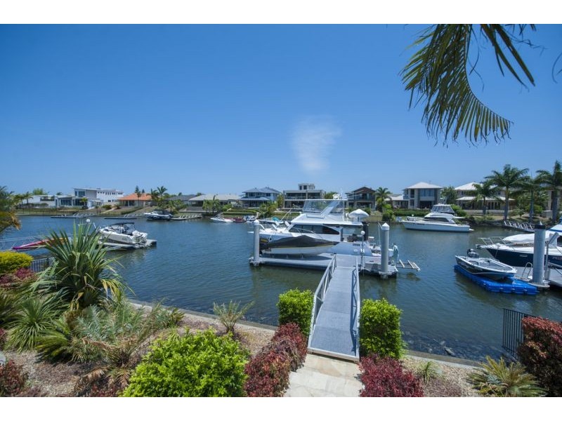 9 North bank, Helensvale QLD 4212