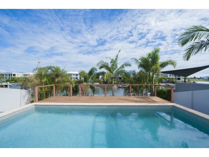 37 Coomera Ct, Helensvale QLD 4212