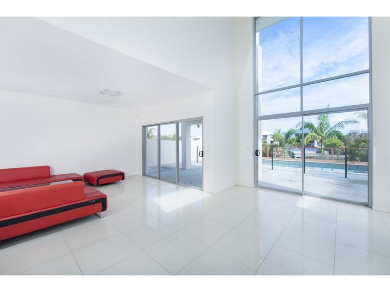 37 Coomera Ct, Helensvale QLD 4212