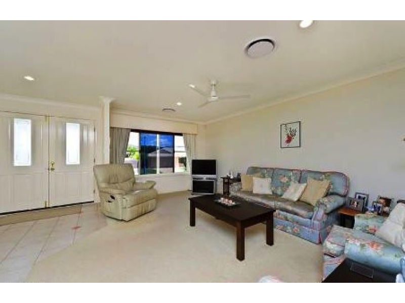 14 Taroona Circuit, Oxenford QLD 4210