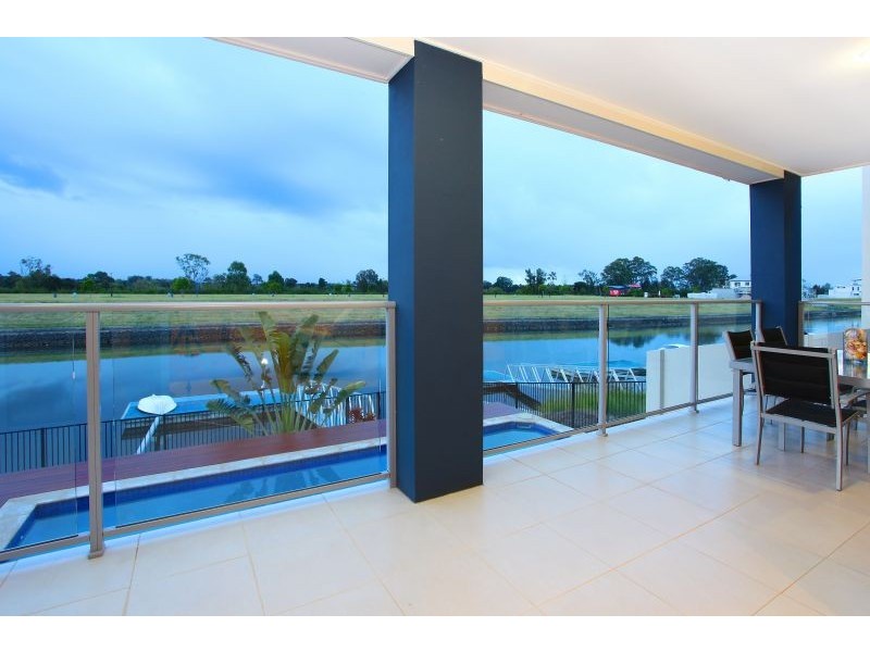 32 A Harbourvue Ct, Helensvale QLD 4212