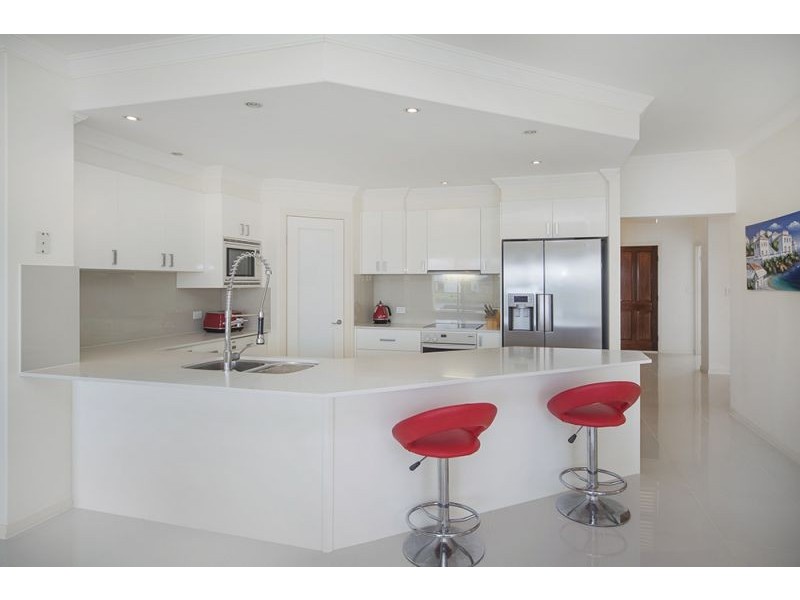 72 The Peninsula, Helensvale QLD 4212