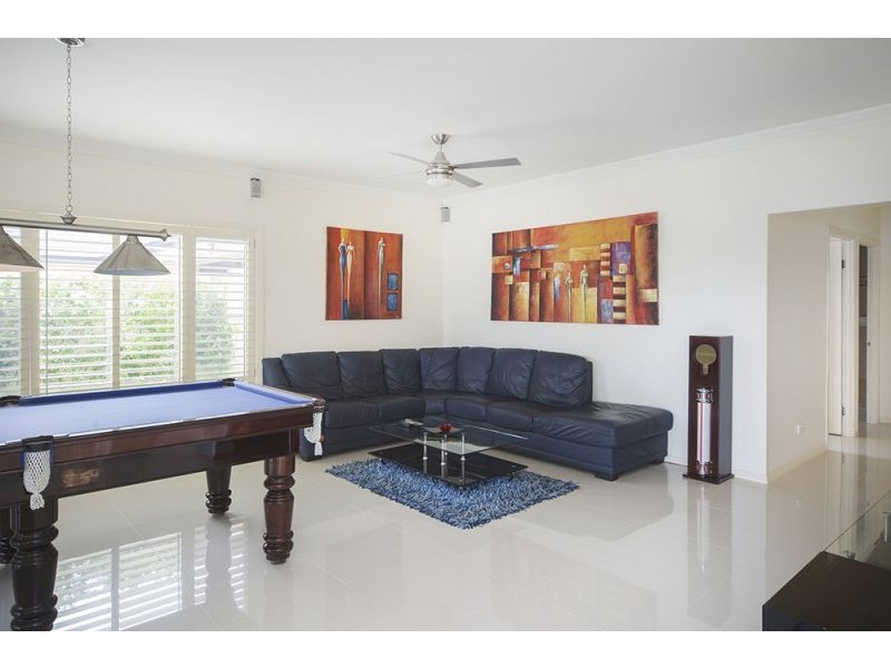 72 The Peninsula, Helensvale QLD 4212