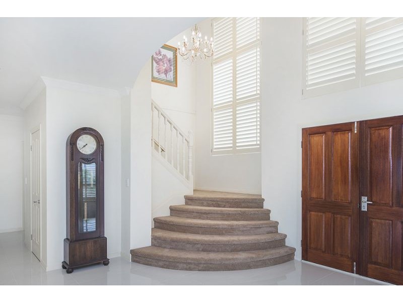 72 The Peninsula, Helensvale QLD 4212