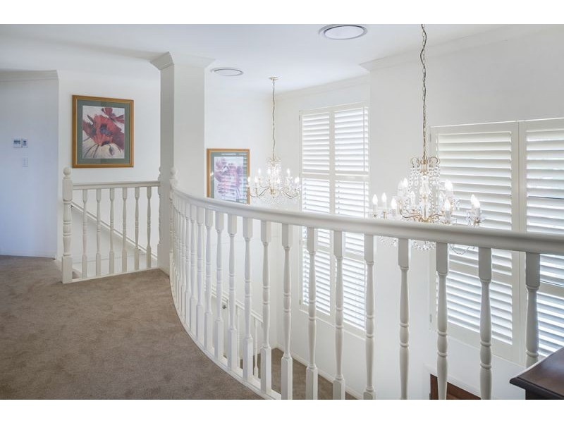 72 The Peninsula, Helensvale QLD 4212