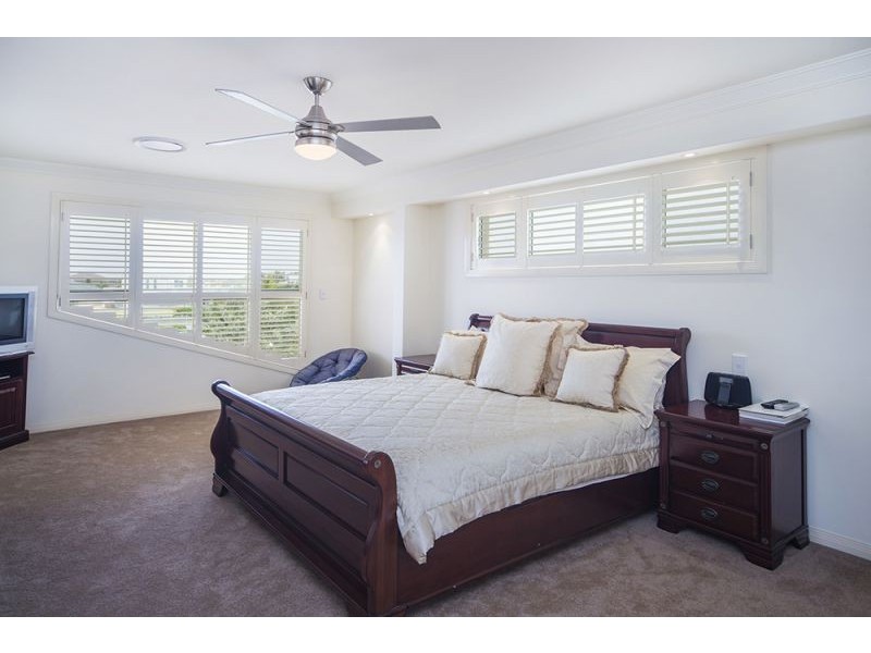 72 The Peninsula, Helensvale QLD 4212