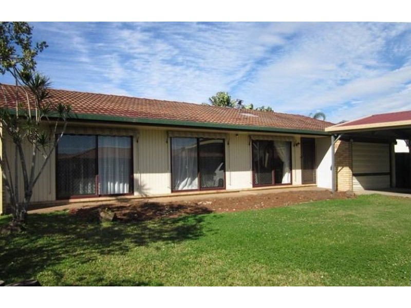 5 Launch Road, Mermaid Waters QLD 4218