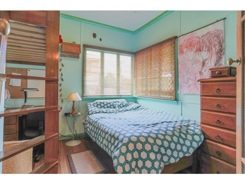 76 Pembroke Street, Carina QLD 4152