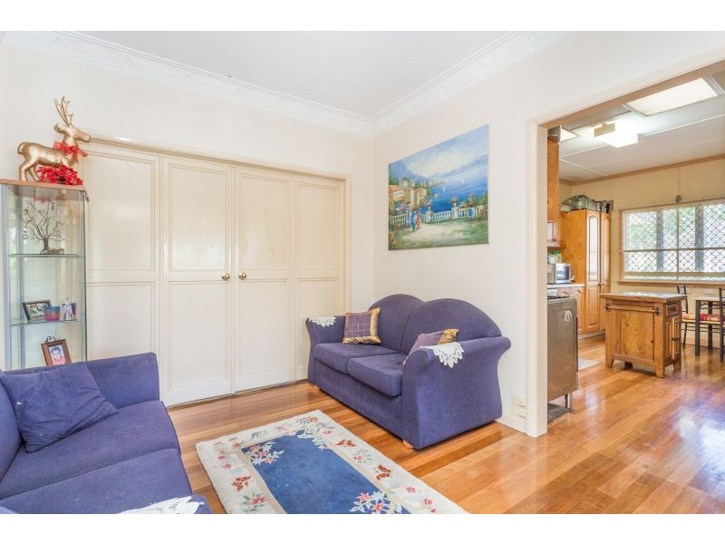 76 Pembroke Street, Carina QLD 4152