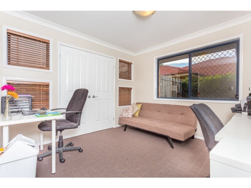 112 Haig Rd, Loganlea QLD 4131