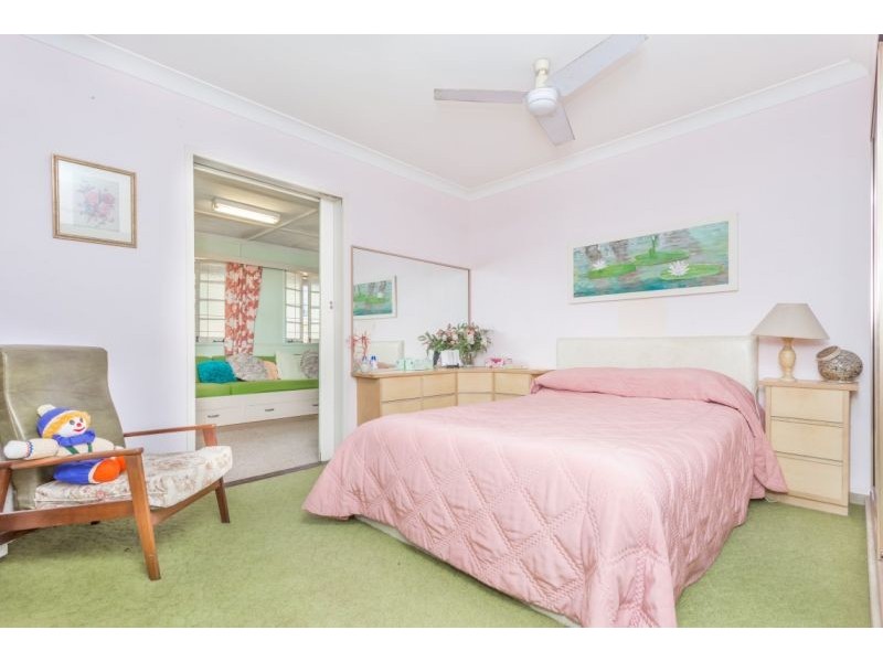 53 Crawford Avenue, Stafford QLD 4053