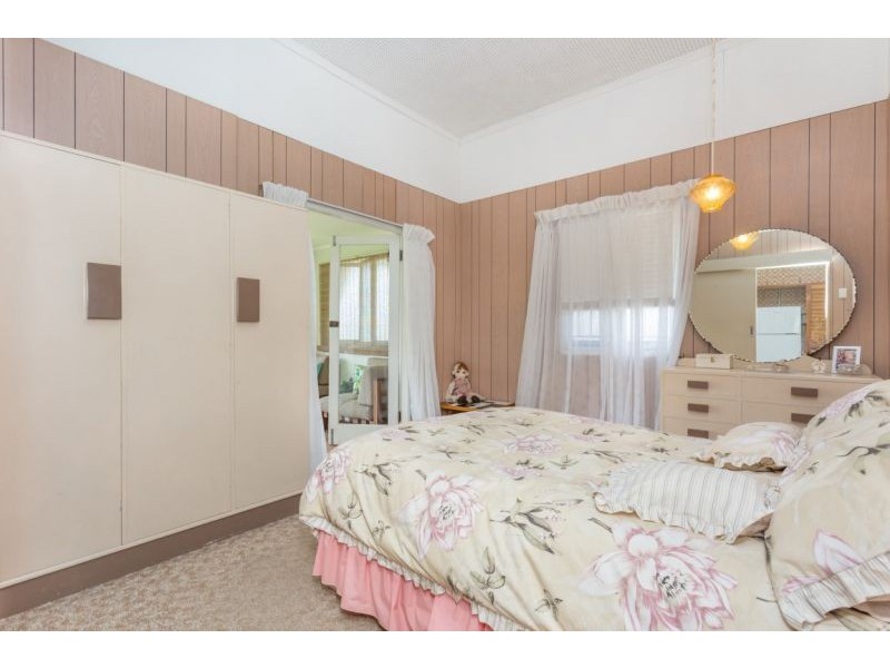 53 Crawford Avenue, Stafford QLD 4053