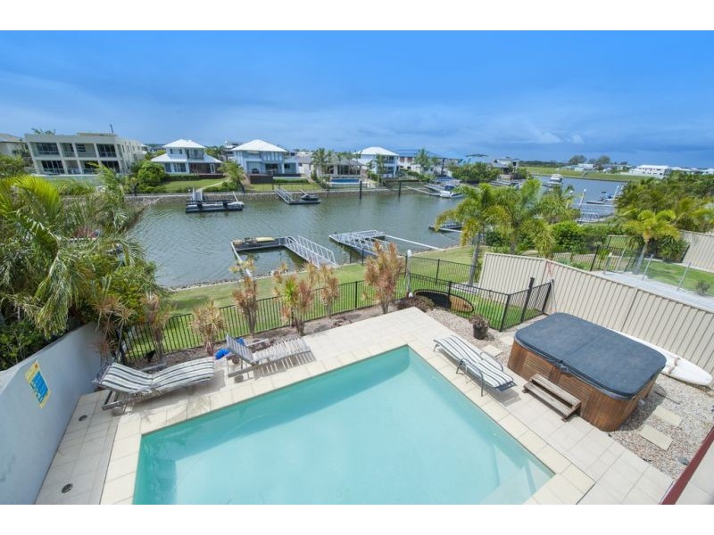 51 Coomera Ct, Helensvale QLD 4212