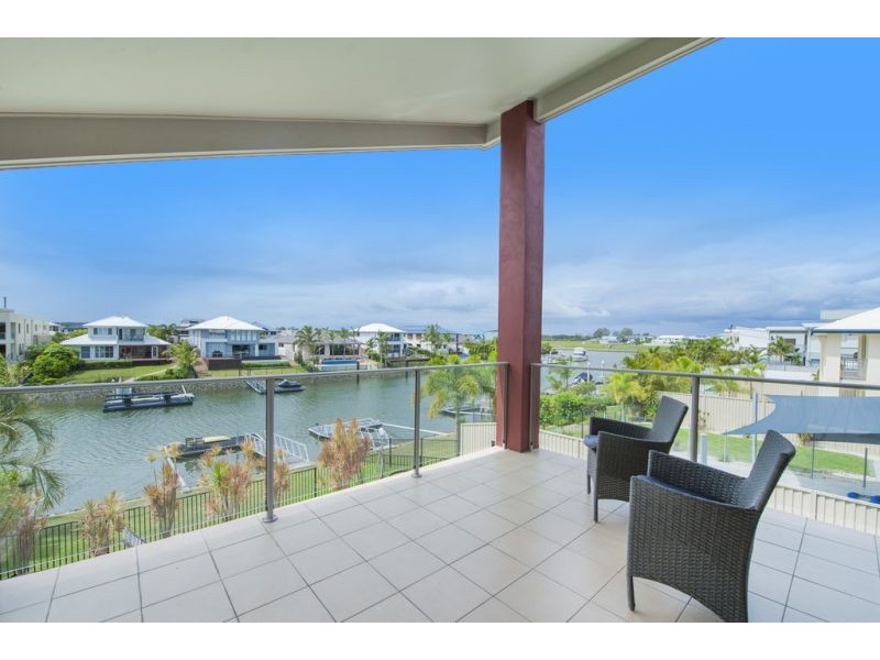 51 Coomera Ct, Helensvale QLD 4212