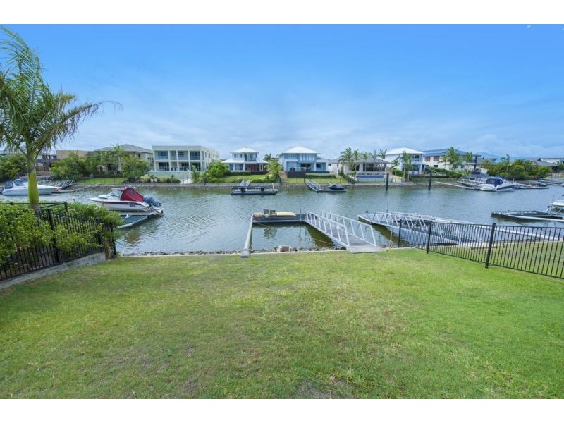 51 Coomera Ct, Helensvale QLD 4212