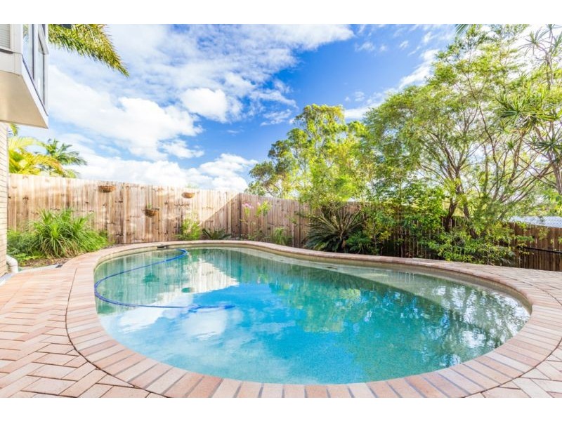 114 Burbong Street, Chapel Hill QLD 4069