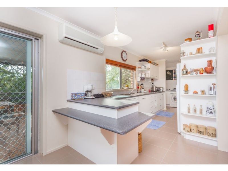 114 Burbong Street, Chapel Hill QLD 4069