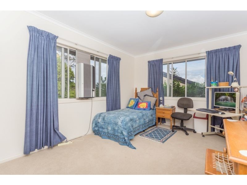 114 Burbong Street, Chapel Hill QLD 4069