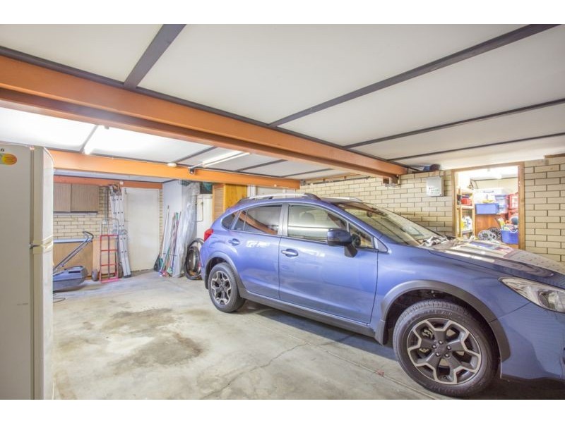 114 Burbong Street, Chapel Hill QLD 4069