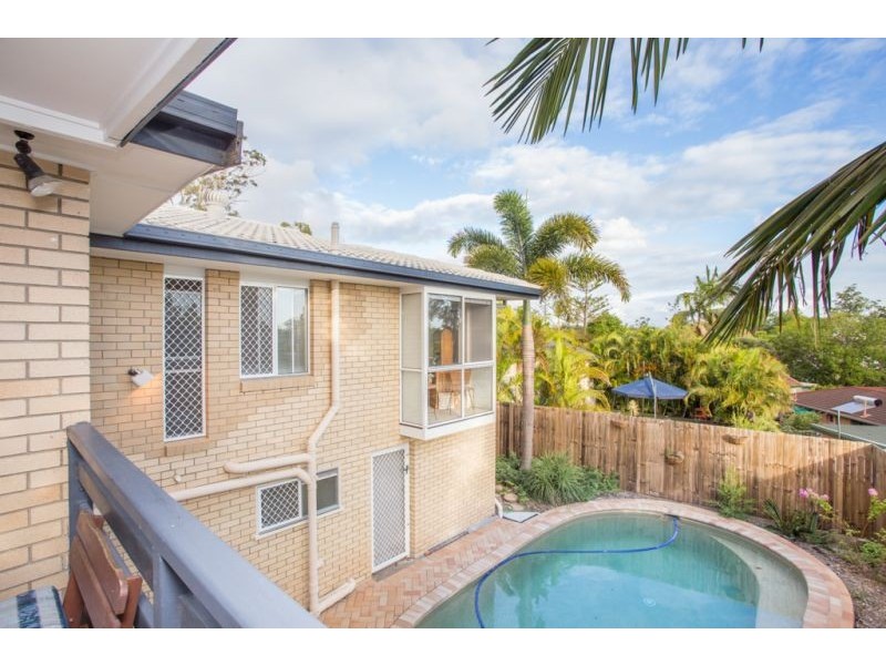 114 Burbong Street, Chapel Hill QLD 4069