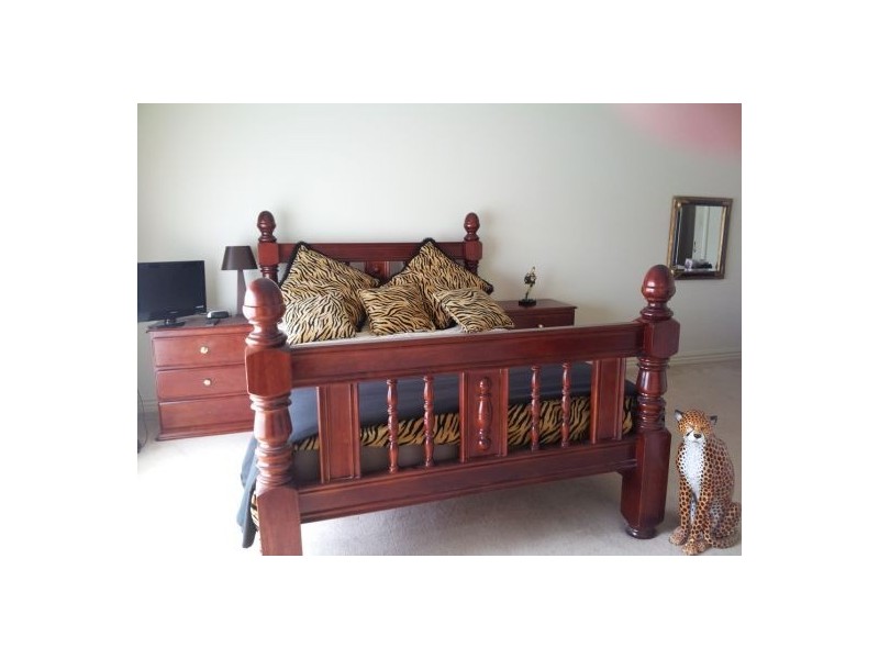 Ms 3250, Melbourne VIC 3000