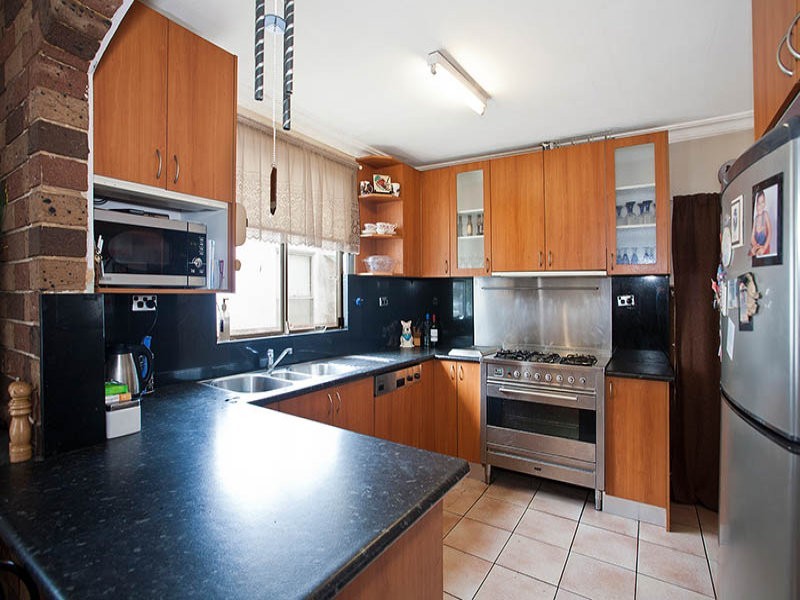 121 Queen Victoria St, Bexley NSW 2207