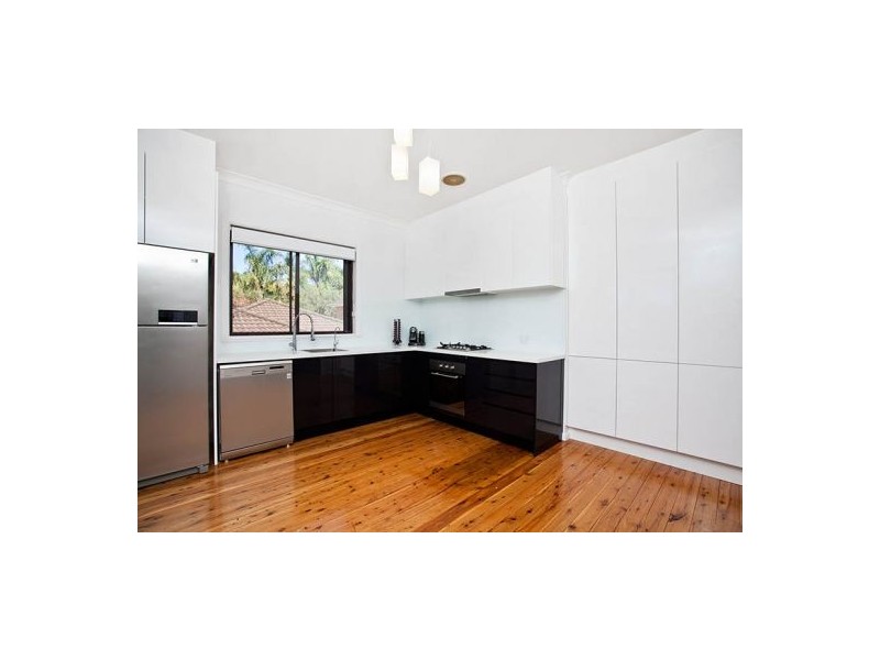 1/20 Connemarra st, Bexley NSW 2207