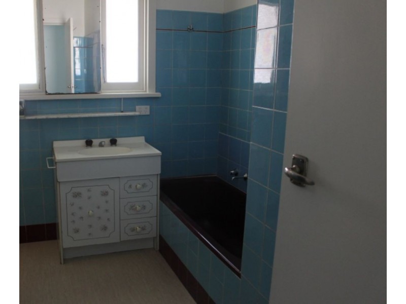 28 Moore Street, Colac VIC 3250