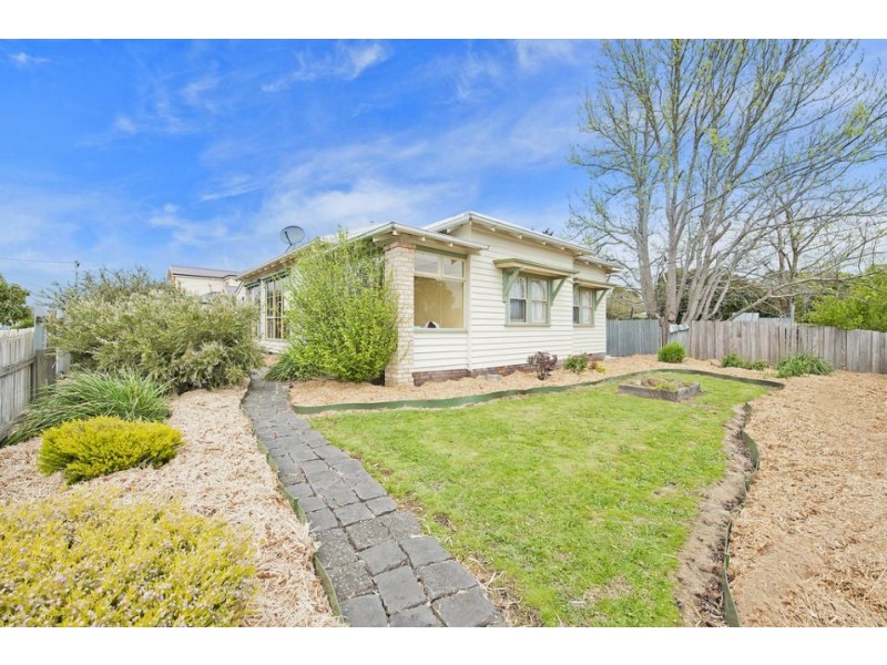 50 Wallace Street, Colac VIC 3250