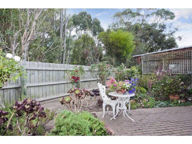 3 McLennan Street, Colac VIC 3250