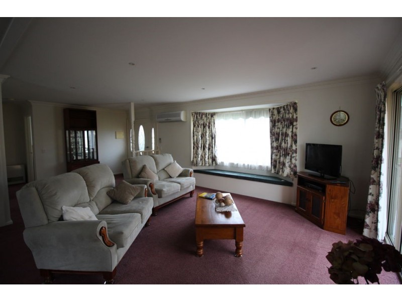 2 Petjuli Street, Elliminyt VIC 3250