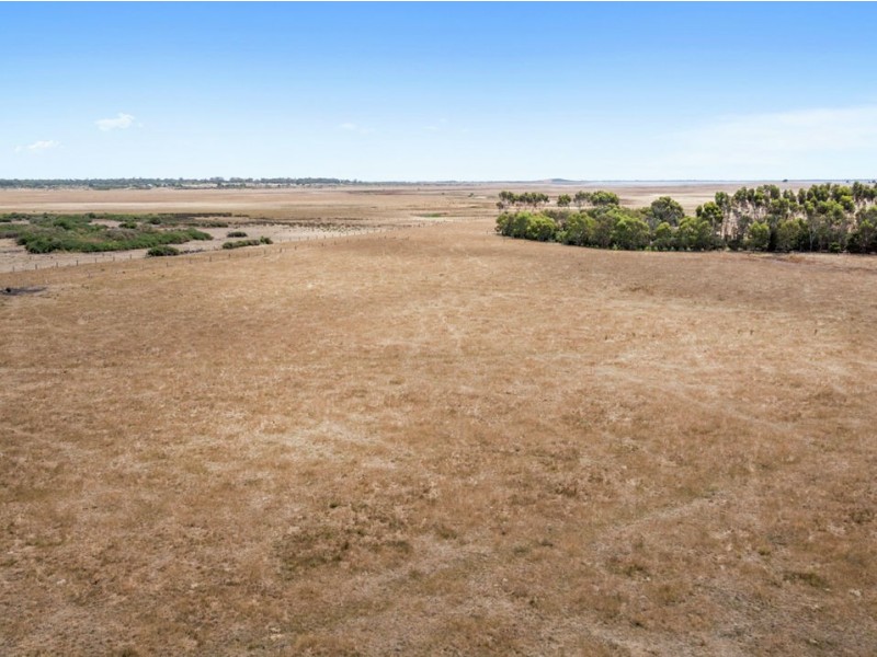 82 Ryans Road, Pirron Yallock VIC 3249