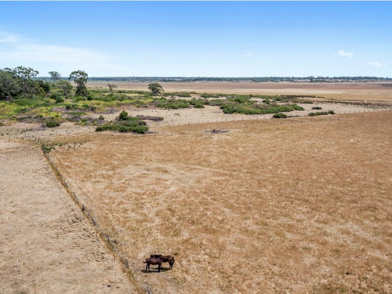 82 Ryans Road, Pirron Yallock VIC 3249