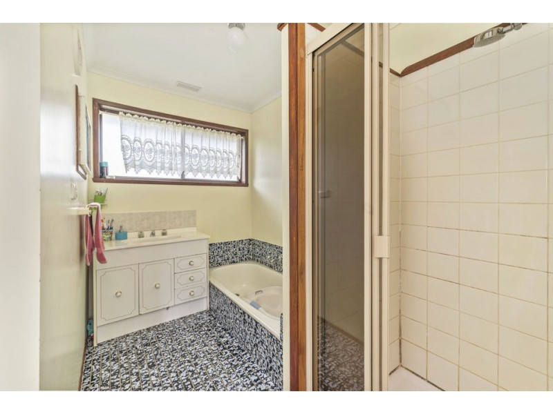 1 Begley Street, Colac VIC 3250