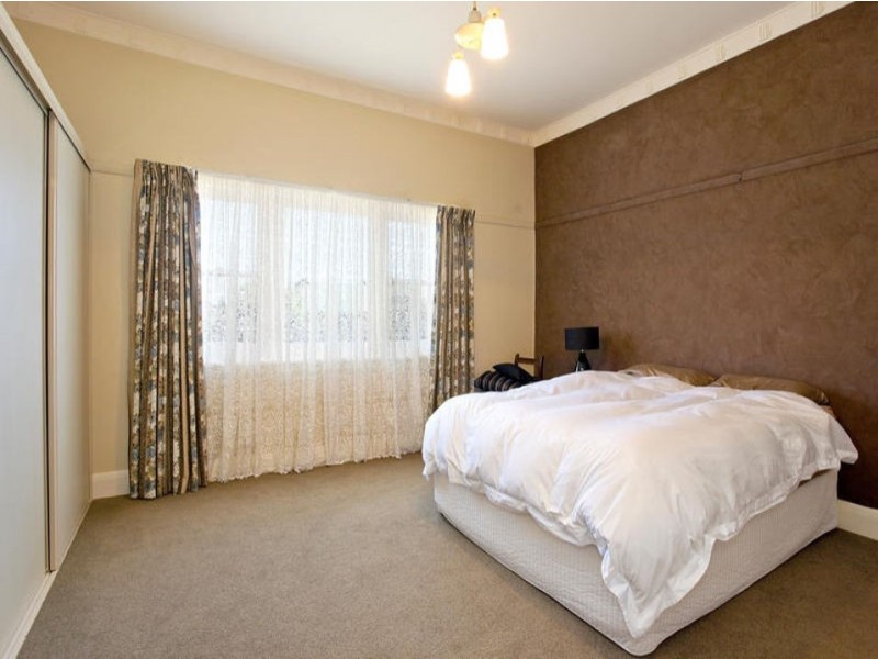 66 Moore Street, Colac VIC 3250