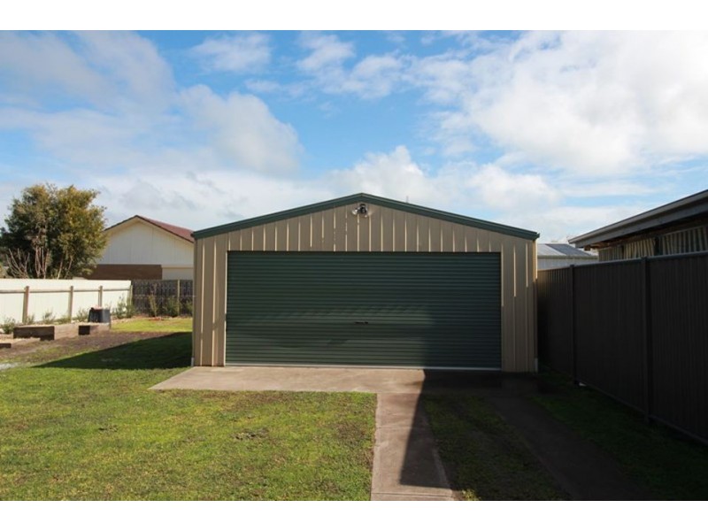 85 Sinclair St, Colac VIC 3250