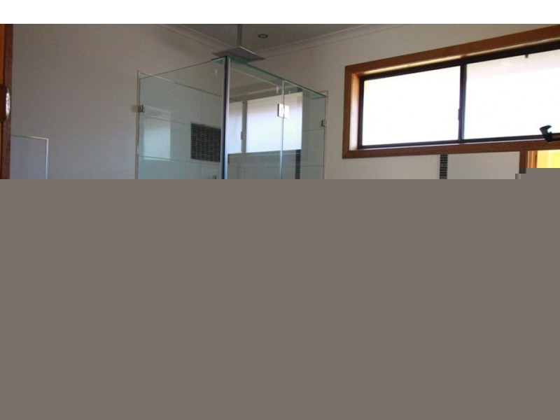 85 Sinclair St, Colac VIC 3250