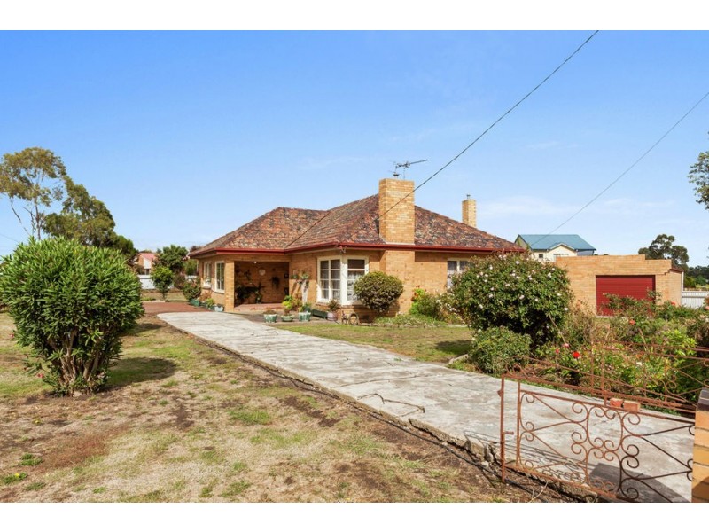 17 Clark Street, Colac VIC 3250