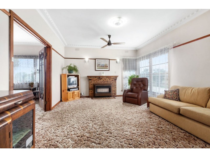 17 Clark Street, Colac VIC 3250