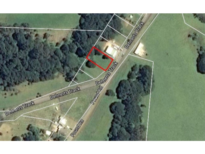 18 Dehnerts Track, Beech Forest VIC 3237