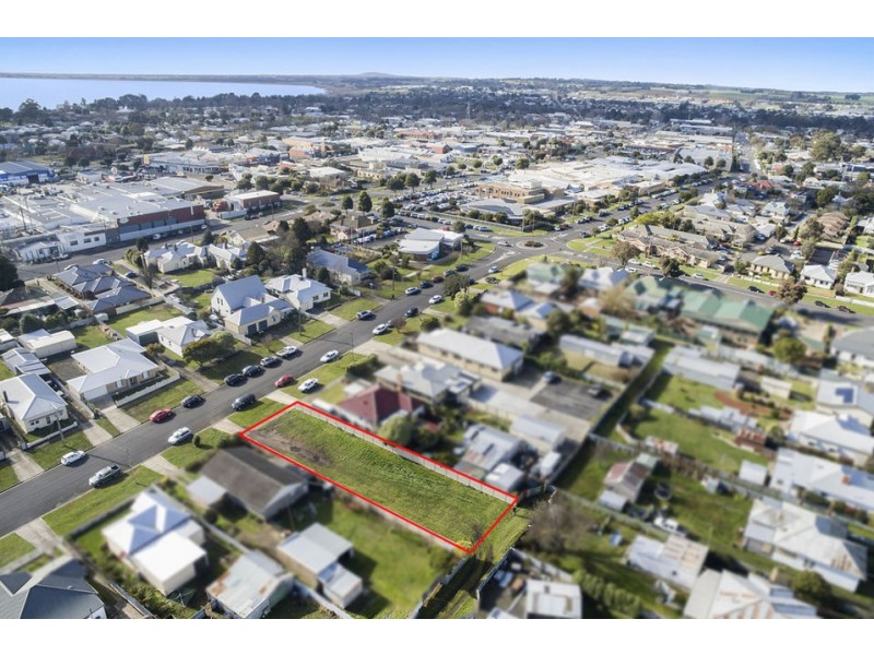 32 Miller Street, Colac VIC 3250