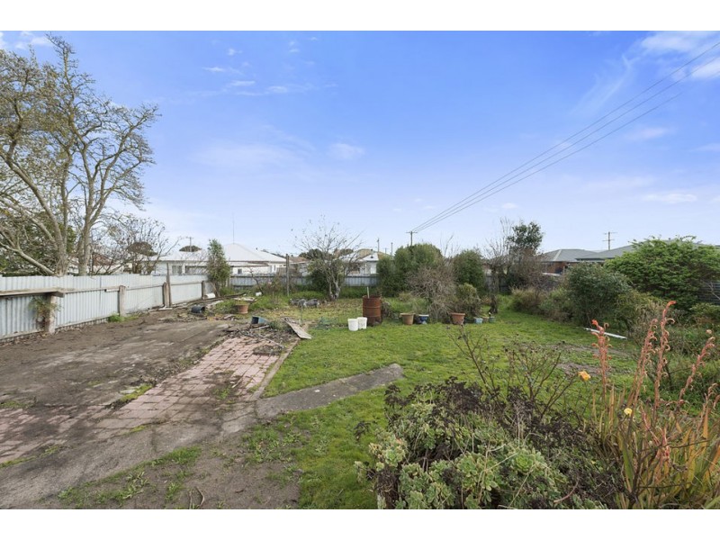 14 Farrington Street, Colac VIC 3250