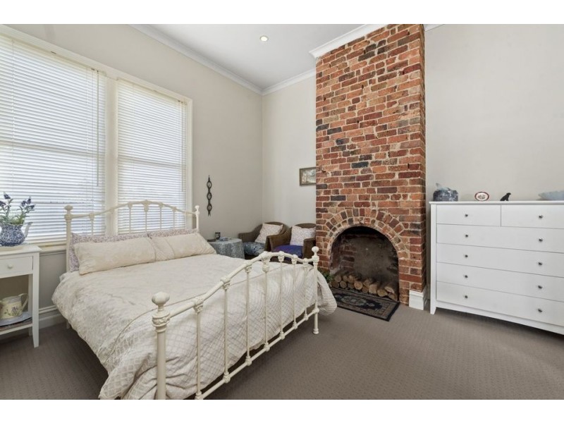 3 Eaves Street, Colac VIC 3250