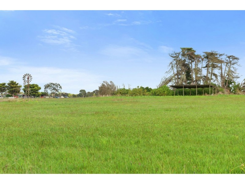 210 Deans Creek Road, Elliminyt VIC 3250